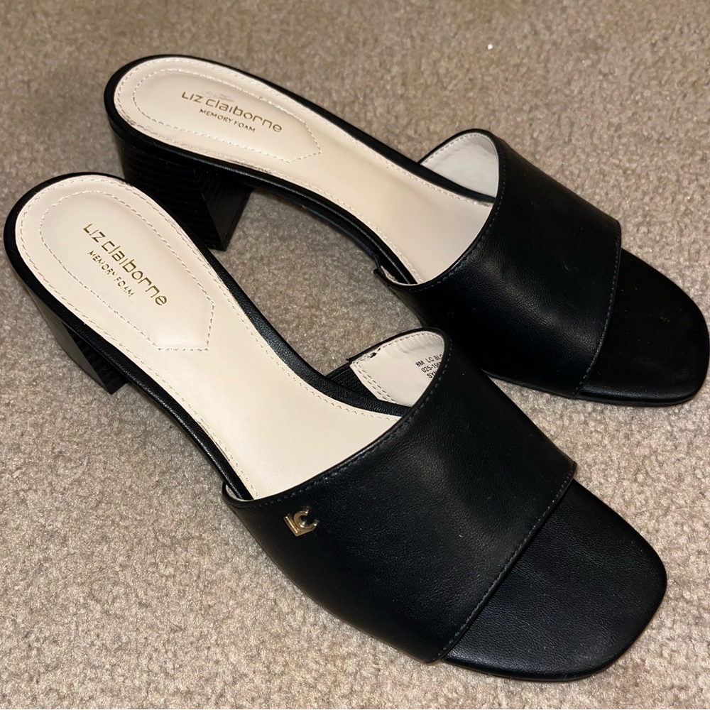 New- Liz Claiborne Black Slip-Ons